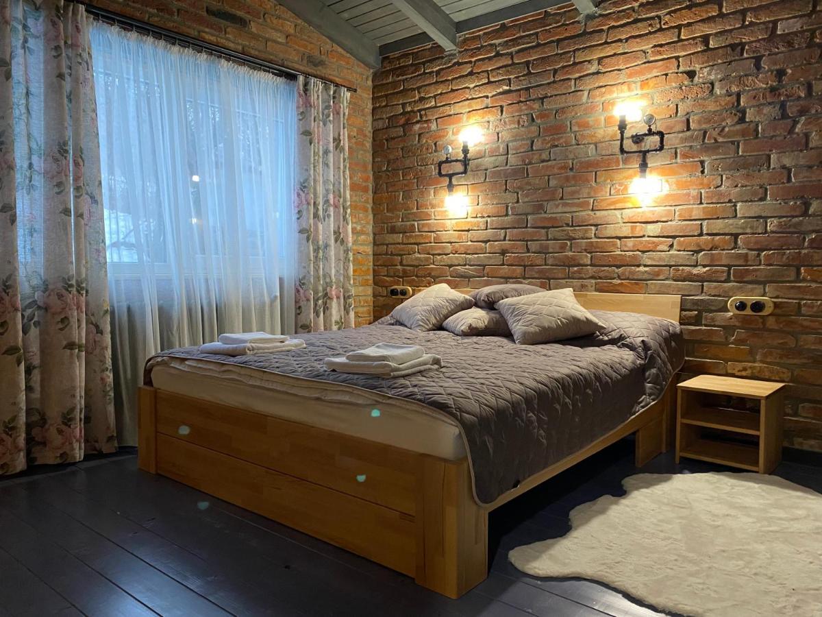 Verkhniy Koropets Brickwood 빌라 외부 사진