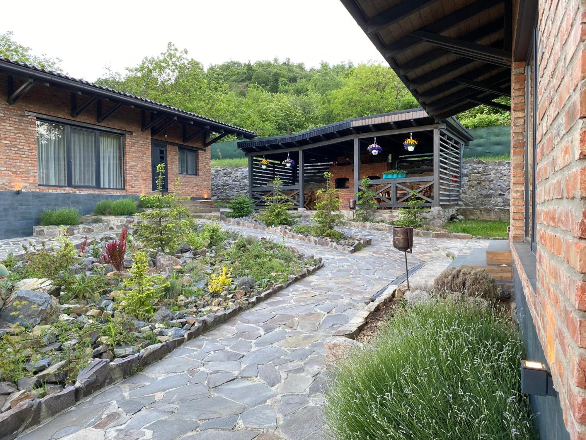Verkhniy Koropets Brickwood 빌라 외부 사진